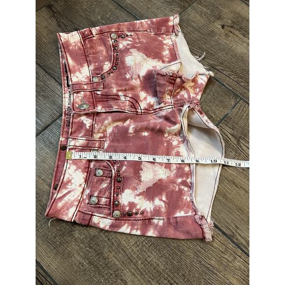 Miss Me JE1063H3 Red Tie Dye Acid Washed Shirts Embellished Women’s Size 26 - Picture 5 of 6